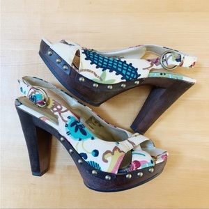 SM New York floral canvas studded peep toe pumps